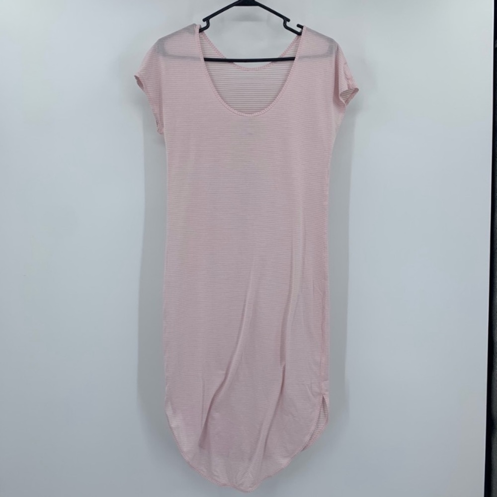 Lululemon retreat dress - Picture 2 of 4